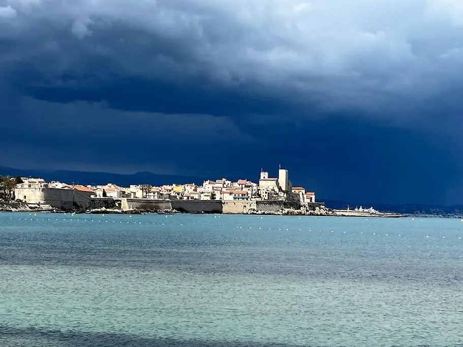 Nice Living Cap D'Antibes France